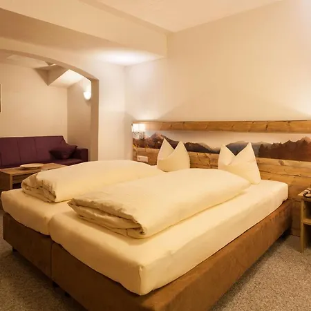 Hotel Talhof Garni&more In Waengle Bei